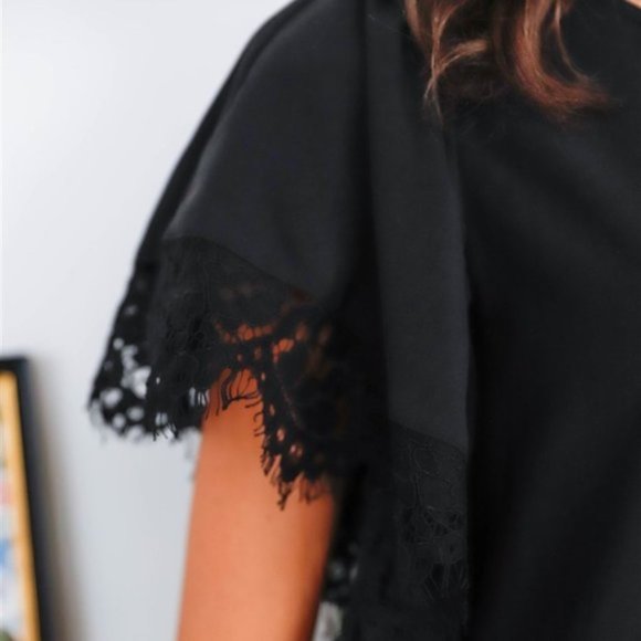 modern Black Lace Trim Detail Flowy Short Puff Sle - Picture 3 of 4